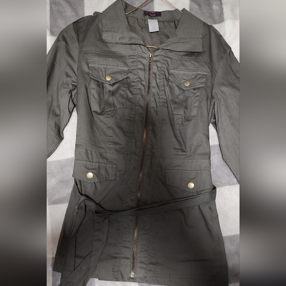 Spring jacket - Picture 2 of 5